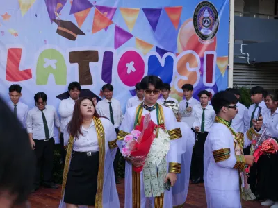  สมัครเรียน วไลยอลงกรณ์ ,สมัครเรียน vru ,หลักสูตรศิลปศาสตรบัณฑิต สาขาวิชาภาษาอังกฤษธุรกิจ